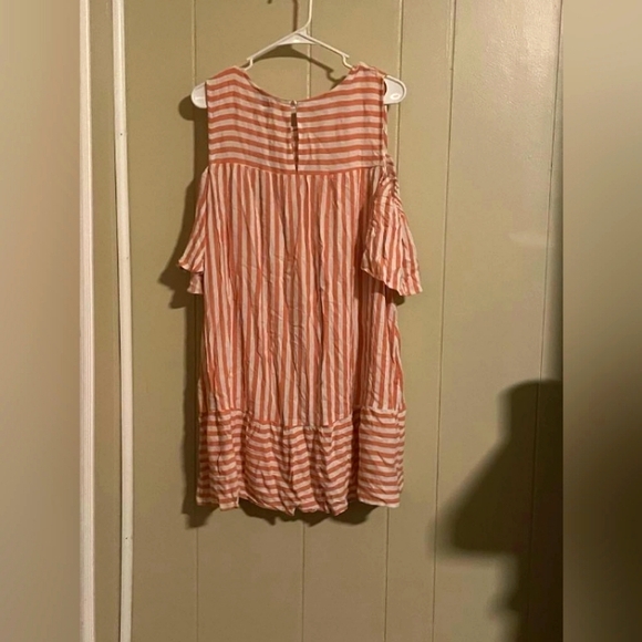 Robert Louis NWT Cold Shoulder Striped Dress Or Tunic - Picture 3 of 3